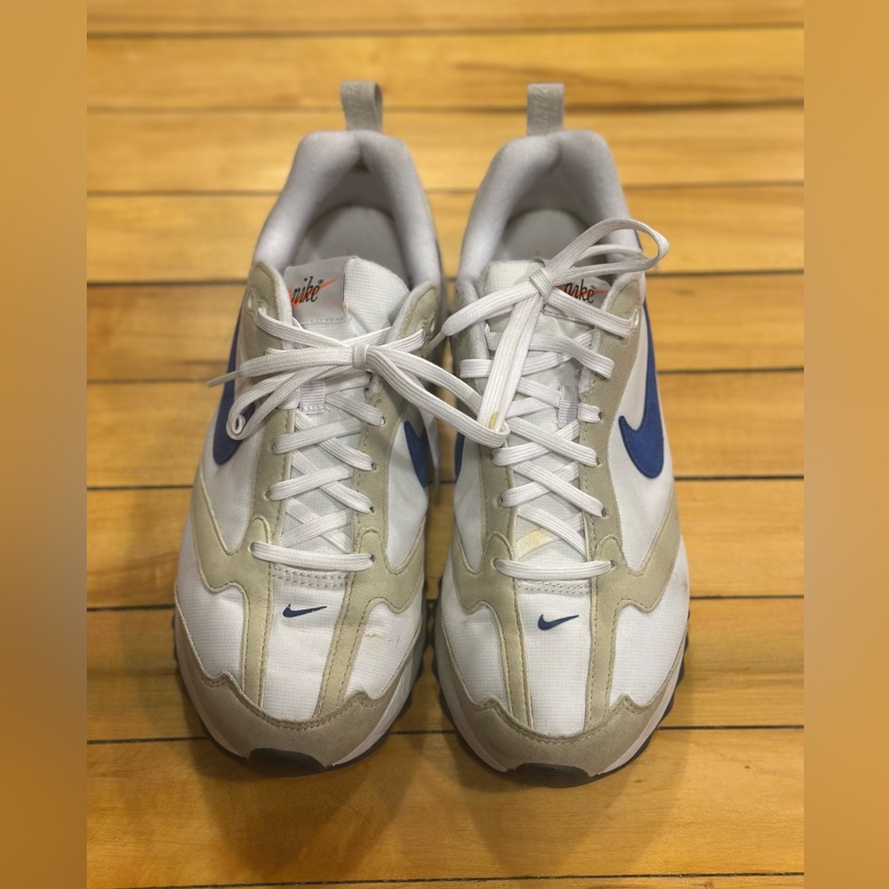 Nike Air Max Dawn - Picture 2 of 5